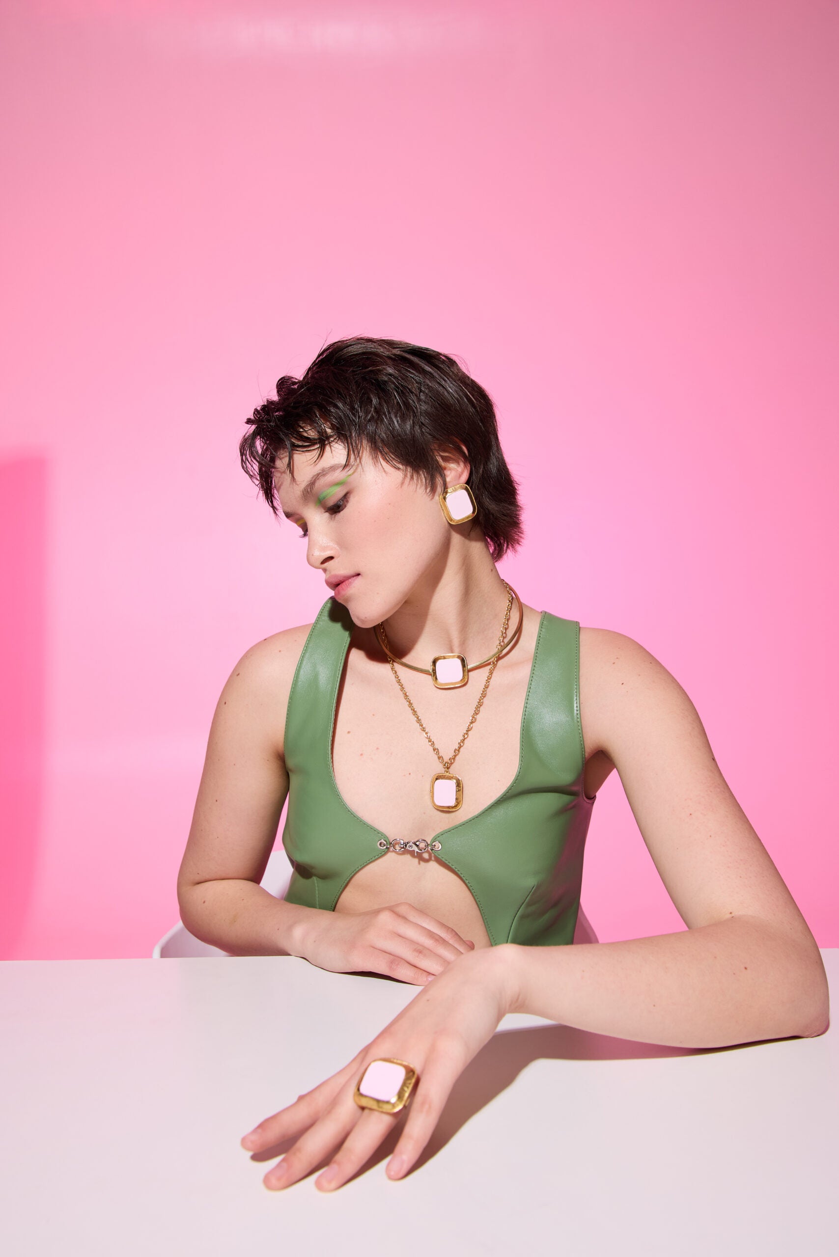 RESONANCE Сережки pink